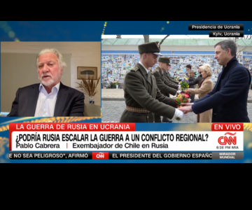 Consejero Pablo Cabrera analiza los 3 años de la guerra en Ucrania en CNN en Español
