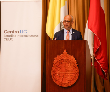 CEIUC inaugura año con el Secretario General de la OEA