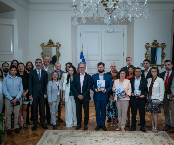 CEIUC se reúne con el Presidente por Estrategia de Minerales Críticos