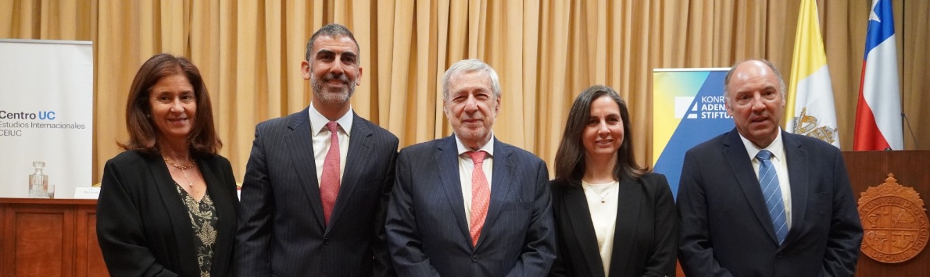 Canciller Alberto van Klaveren analizó los desafíos de la política exterior de Chile