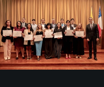 XVIII versión del Diplomado en Probidad, Transparencia y Buen Gobierno concluye con ceremonia de graduación  