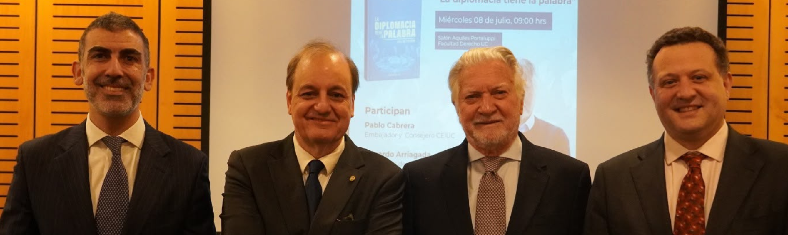 Consejero del CEIUC Pablo Cabrera presentó su libro 